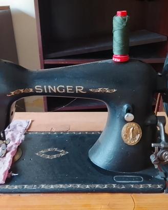 MACCHINA DA CUCIRE SINGER D'EPOCA FUNZIONANTE