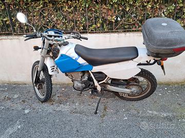 moto yamaha 600 tt