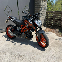 KTM Duke 125