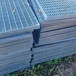 Griglie zincate per bocca di lupo 100x70