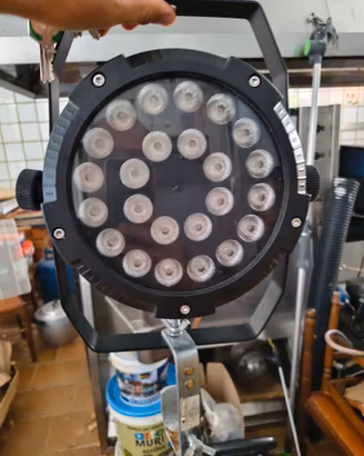 Faretto PAR LED DMX 