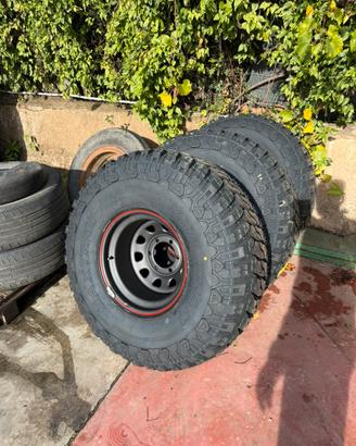 Cerchi e gomme 35 fuoristrada