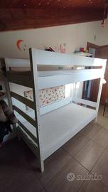 Letto a castello in legno bianco