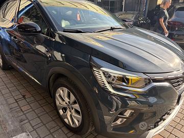 RENAULT Captur 2ª serie - 2022