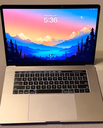 APPLE MacBook Pro 15 2018 i7 16GB 1024GB Radeon