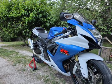 Suzuki gsx r 750