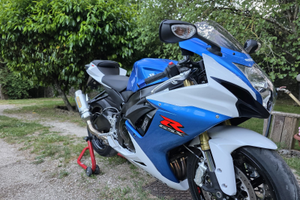 Suzuki gsx r 750