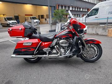 Harley Davidson Electra glide ultra CVO 