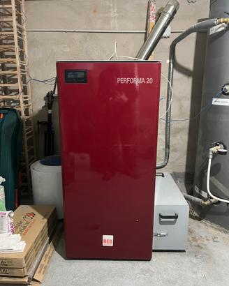 Caldaia pellet autopulente