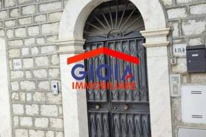 Appartamento di 160 m² con 3 locali e box auto a C