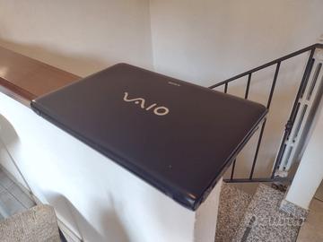 Sony Vaio - 8gb ram, 500gb ssd, intel i5 2.5GHz