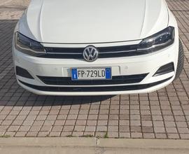 VOLKSWAGEN Polo tgi