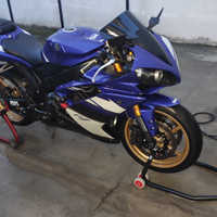 Yamaha yzf R1