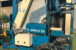 Vendemmiatrice trainata volentieri 2000/ 2ta