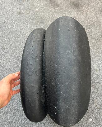Gomme pirelli slick 120/70 200/60 SC1