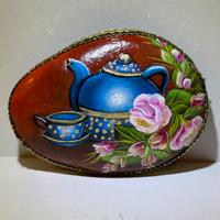 Sasso artistico dipinto a mano tema floreale