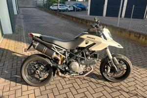 Ducati Hympermotard 796