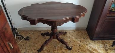 Mobili dell'inizio del 900