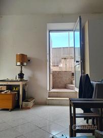 appartamento bilocale e giardino