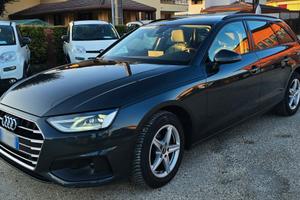 Audi A4 Avant S tronic - 2021