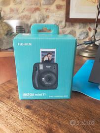 Instax Mini 11 NUOVA SIGILLATA - mai aperta