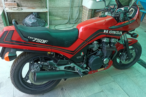 Kawasaki GPX 750