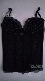 Corpetto e slip intimissimi colore nero