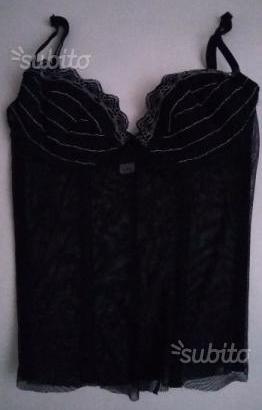 Corpetto e slip intimissimi colore nero