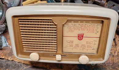 RADIO VINTAGE BACHELITE ULTRAVOX 