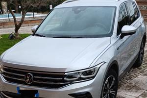 Volkswagen  Tiguan  TDI DSg