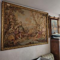 Quadri antichi e mobilio