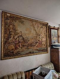 Quadri antichi e mobilio