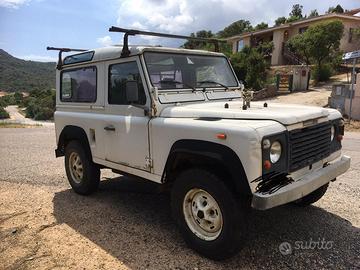 Land rover defender 90