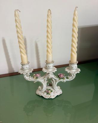 Candelabro vintage in porcellana di Capodimonte
