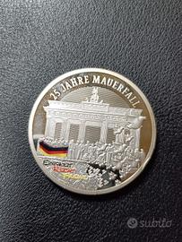 medaglia 25 anni caduta muro di Berlino 
