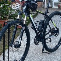 MOUNTAIN BIKE LEE COUGAN DROID 29”