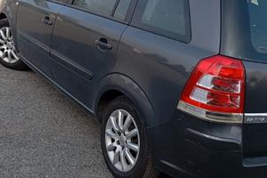 OPEL Zafira 2ª serie - 2009