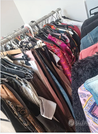 Lotto abbigliamento vintage e second-hand