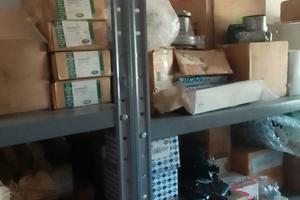 ricambi auto nuovi imballati 