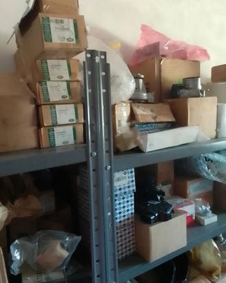 ricambi auto nuovi imballati 