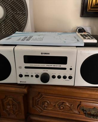 Impianto stereo Yamaha MCR-B043D