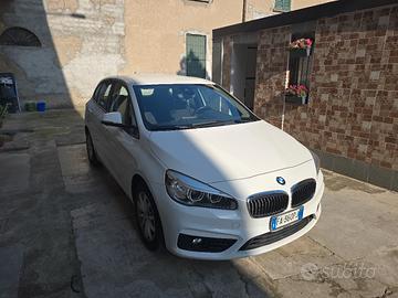 BMW -Serie 2 AT-  -F45-  -2015-