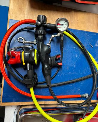 Erogatori octopus completo Hollis