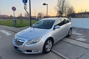 Opel insignia 2.0 CDTI 160cv 2011