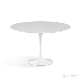 Tavolo rotondo Knoll Saarinen nuovo ed imballato