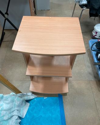 Carrello portatv o impianto stereo