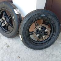 Gomme slik e cerchi per pit bike