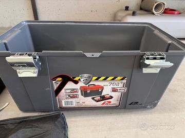 Cassetta attrezzi camper