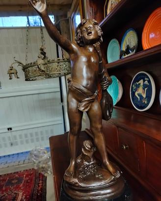 Scultura di bronzo Auguste Moreau 