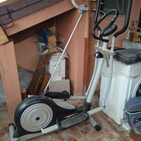 Ellittica scam.bio con monopattino elettrico